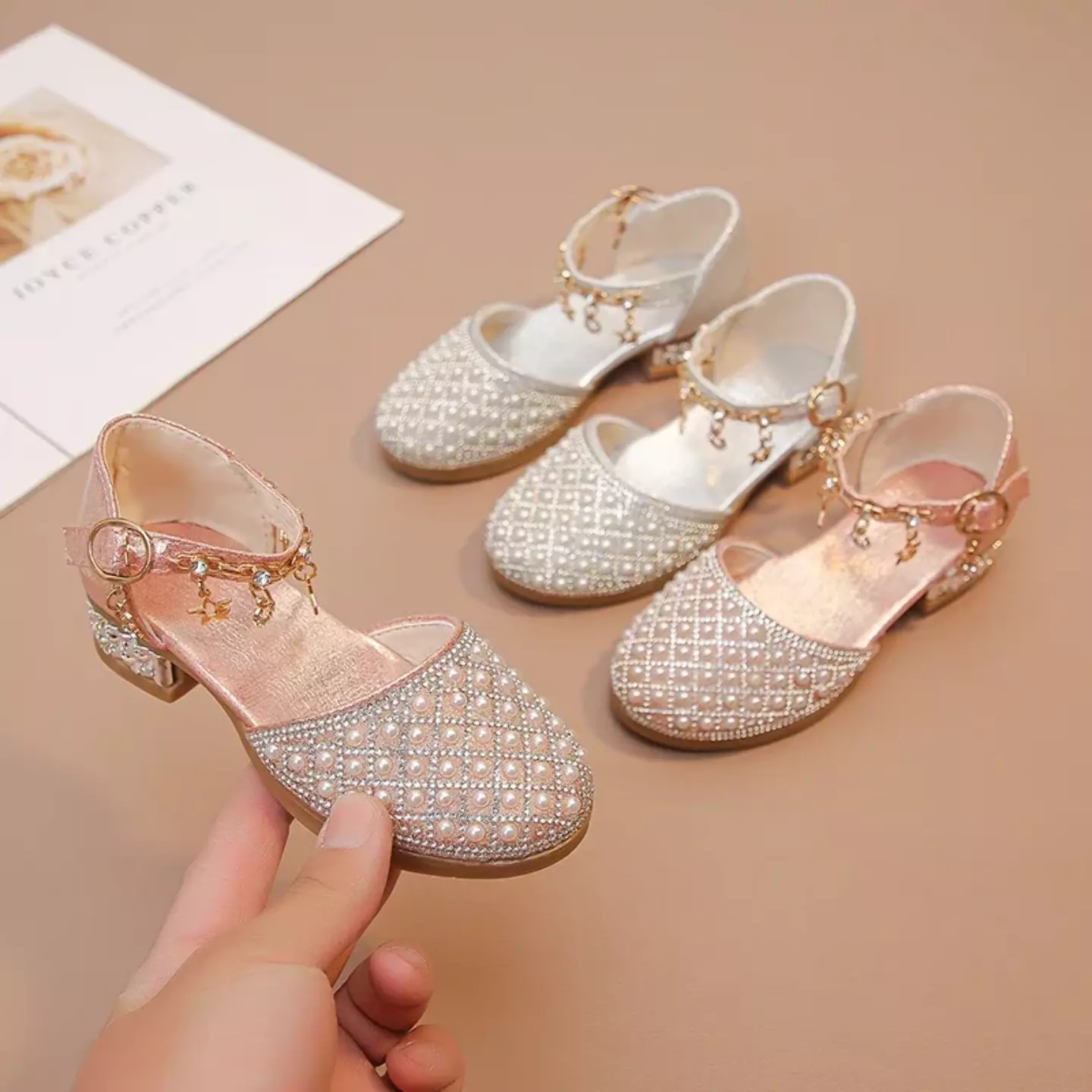 Girls High Heeled Shoes for Wedding Party Glitter Rhinestone Pendants Shiny Glitter Fashion Princess Kids Leather Dress Shoes Silver