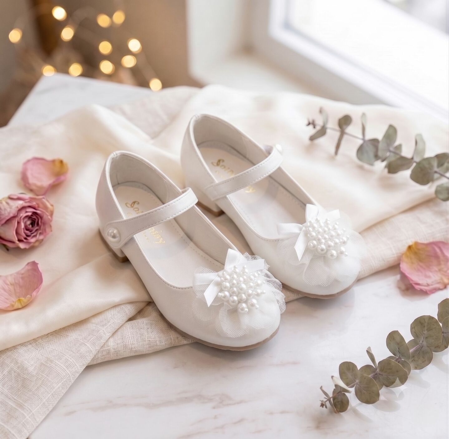 Girls White Pearl Cluster Flower Mary Jane Low Block Heel Dress Shoes | Lucys