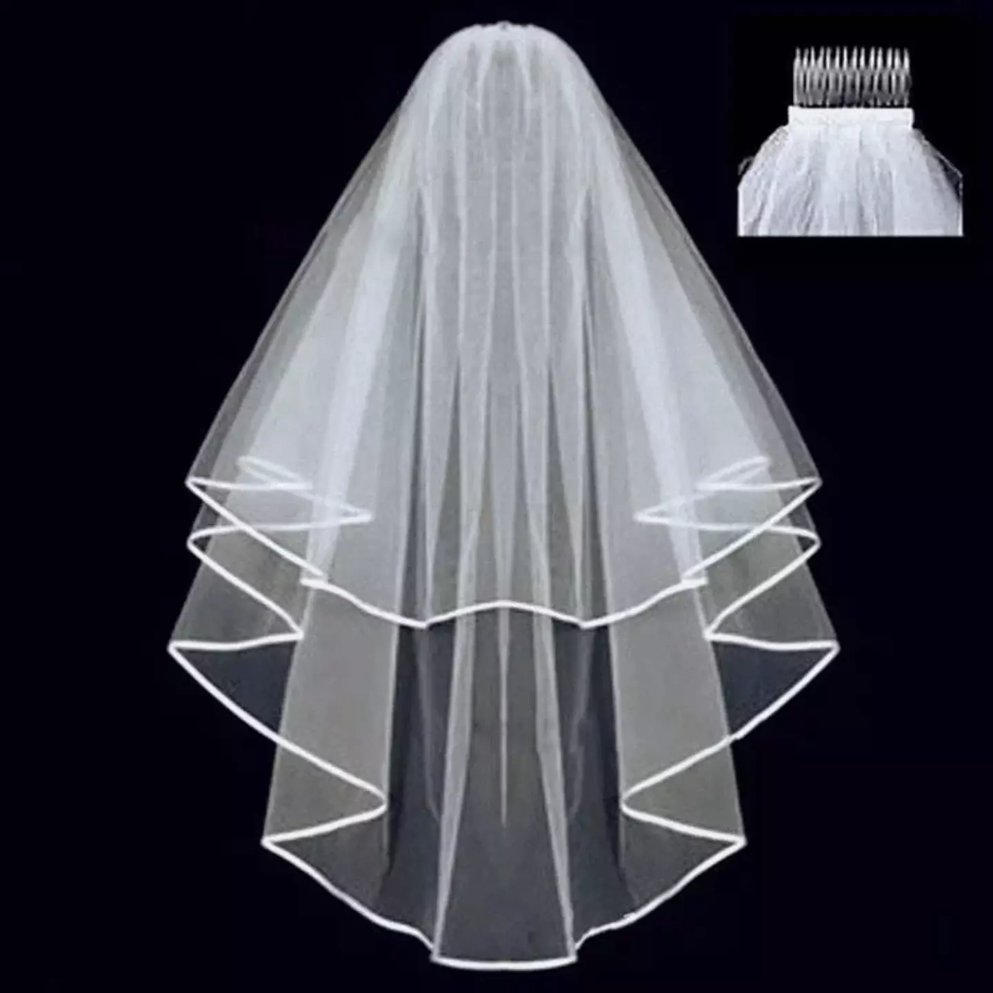 White Two-Tier Tulle Veil, 75cm with Scalloped Edge and Hair Comb 8983