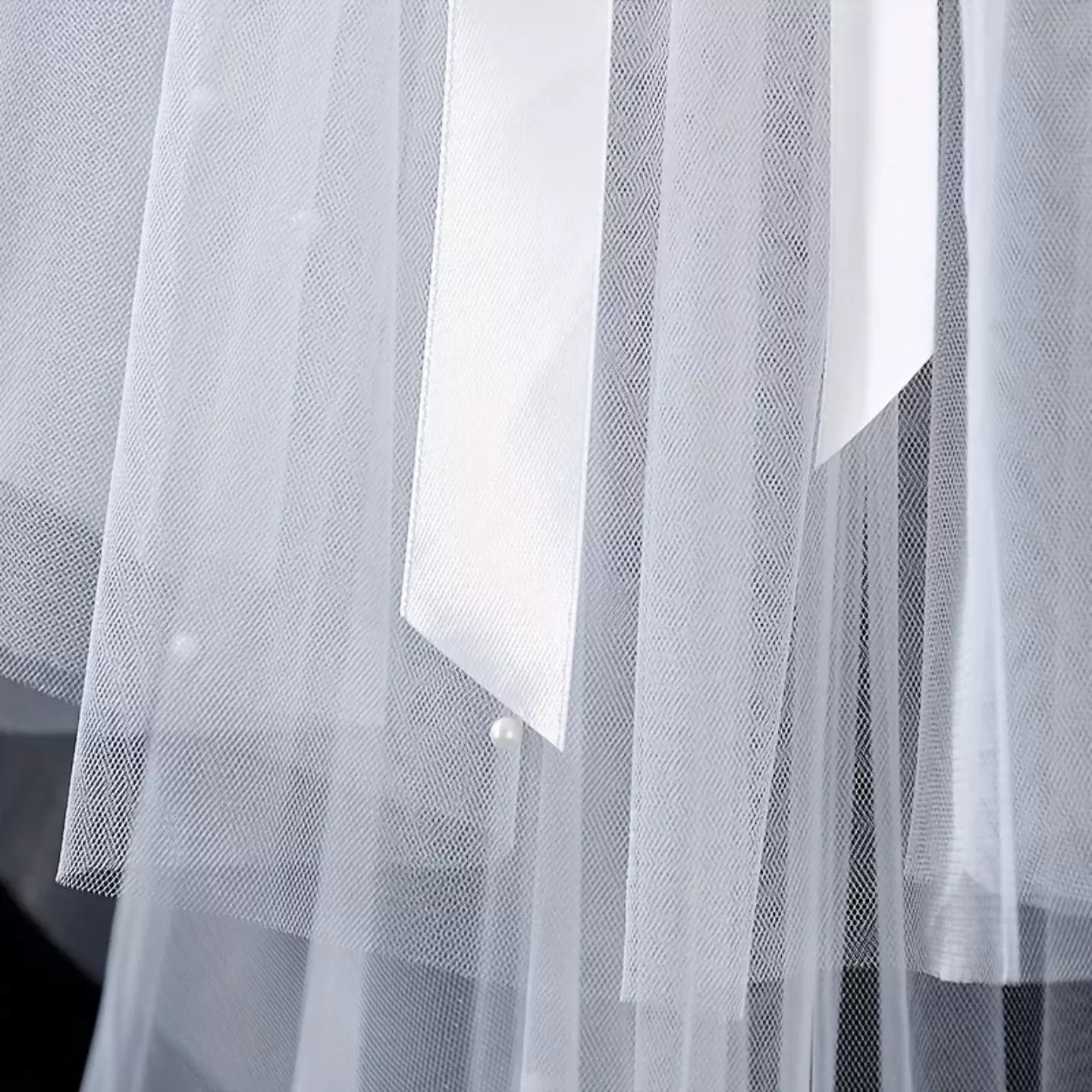 White Tulle Veil, 60cm with Satin Bow and Hair Comb 8987
