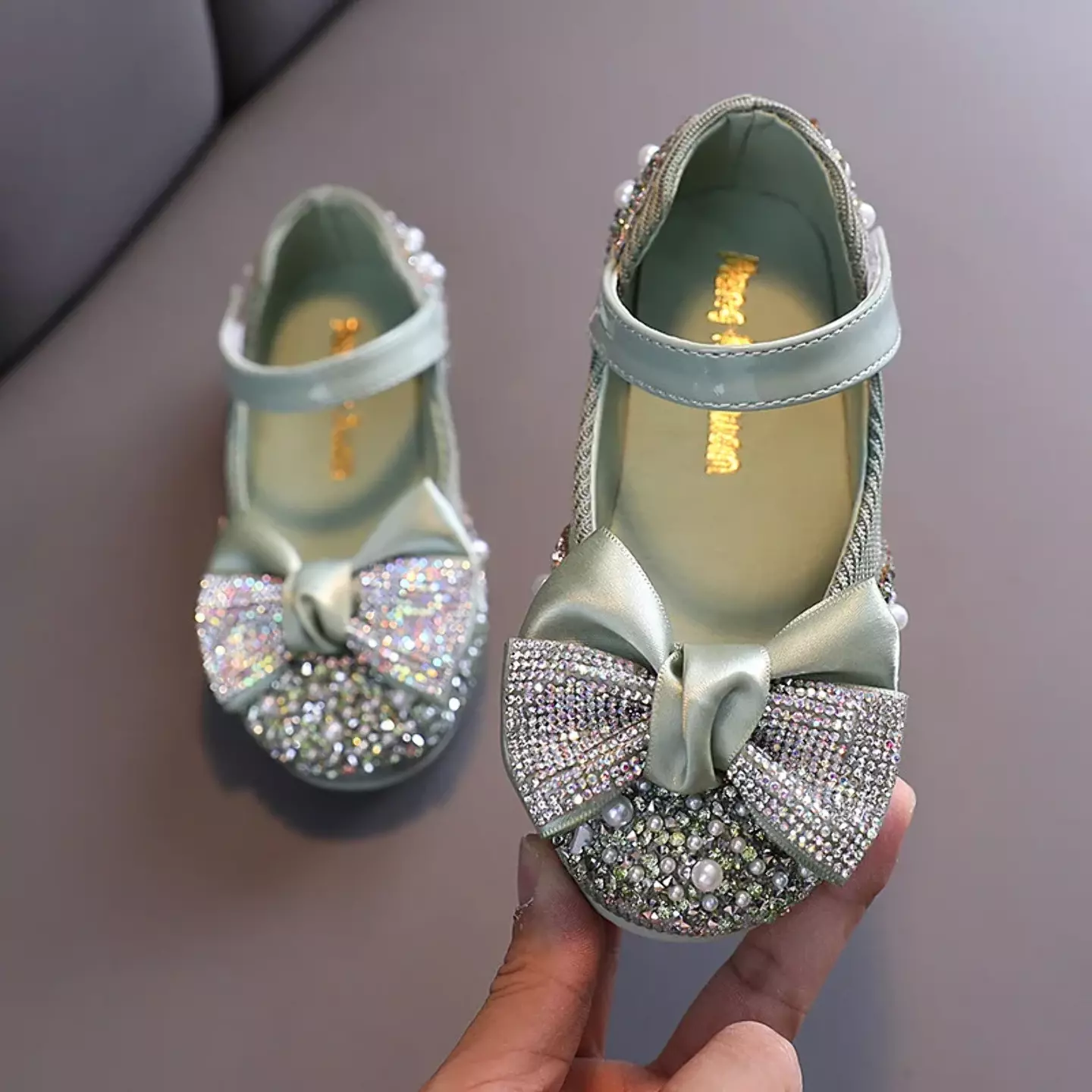 Shoes 10522 (Sage Green)