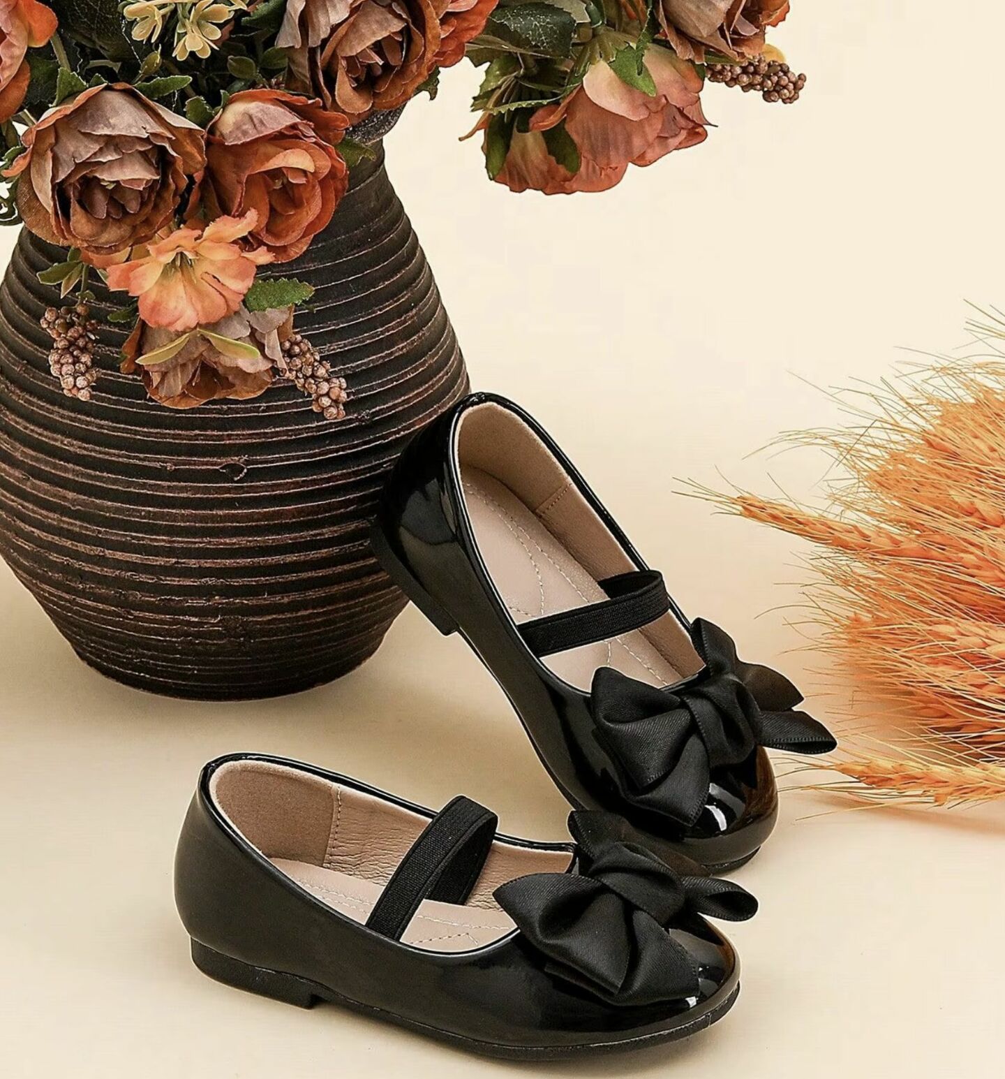 Baby & Toddler Girls Black Patent Bow Strap Shoes with Non-Slip Sole | Lucys 10454