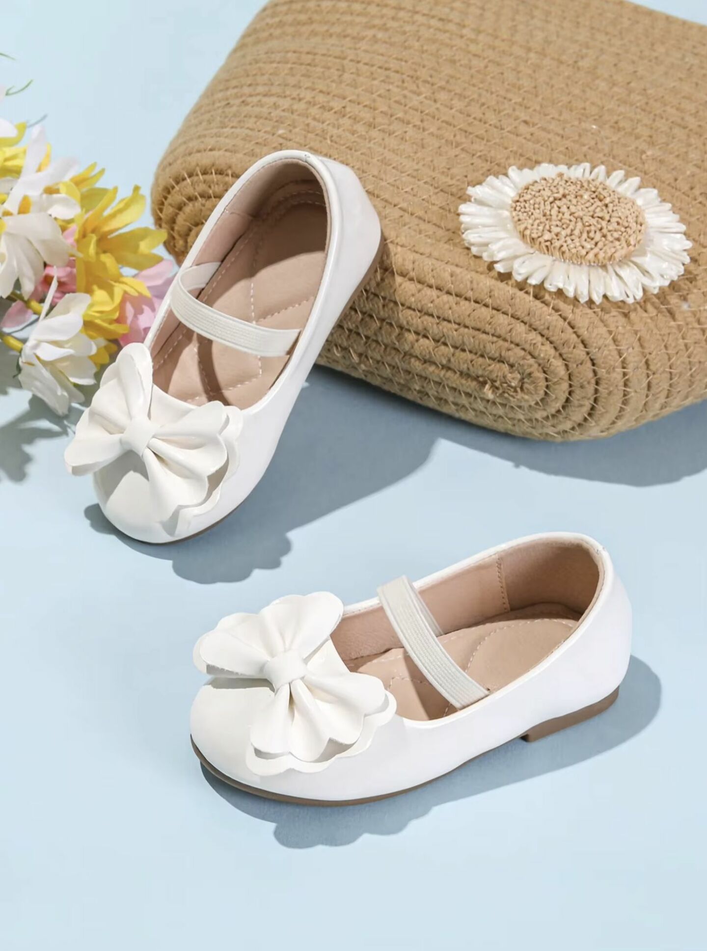 Baby, Toddler & Girls White Patent Petal Bow Slip-On Flats | Lucys 10481