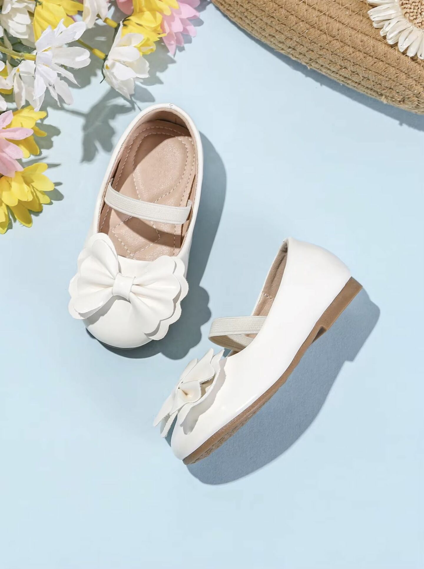 Baby, Toddler & Girls White Patent Petal Bow Slip-On Flats | Lucys 10481