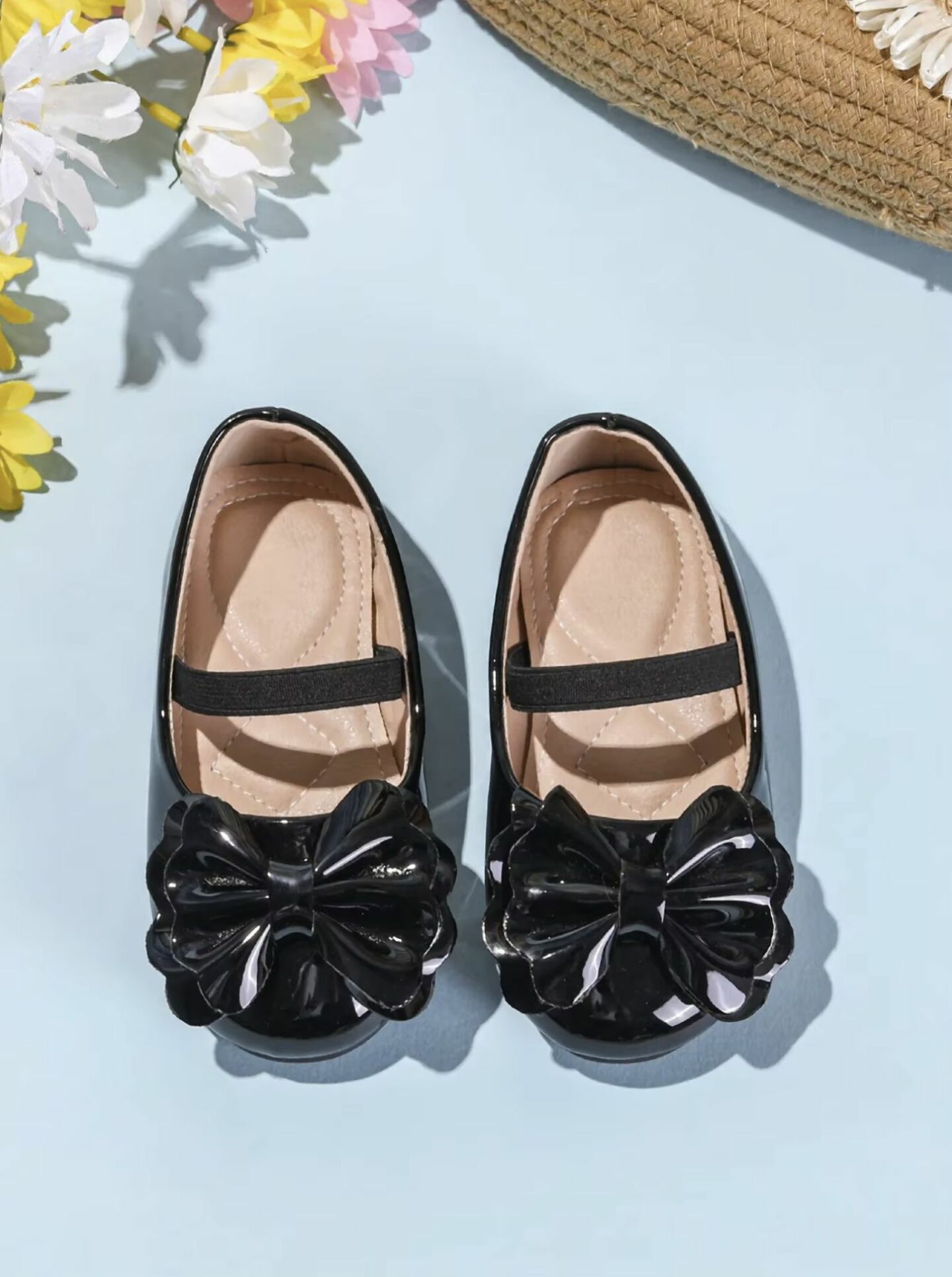 Baby, Toddler & Girls Black Patent Petal Bow Mary Jane Shoes | Lucys 10482