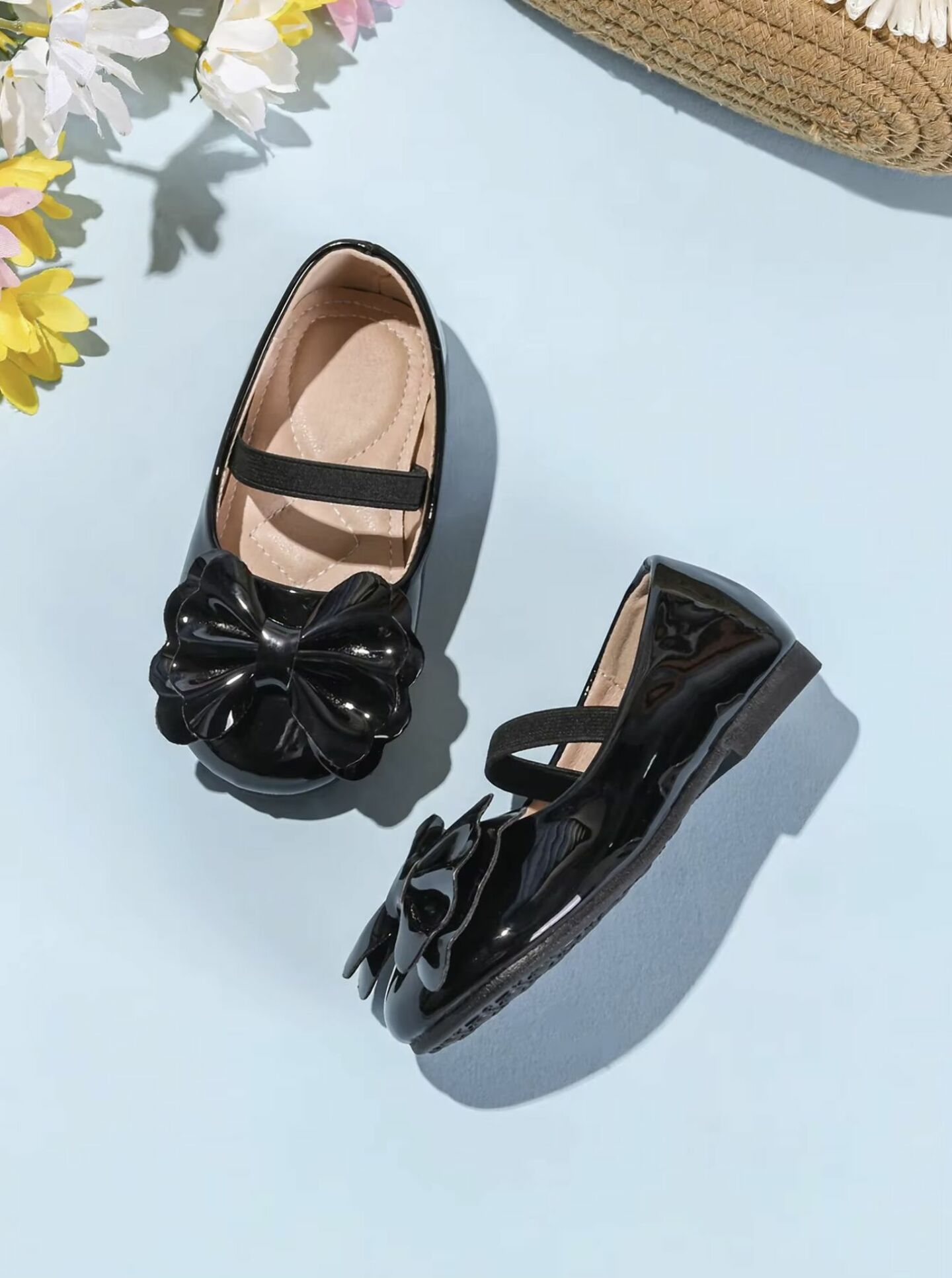 Baby, Toddler & Girls Black Patent Petal Bow Mary Jane Shoes | Lucys 10482
