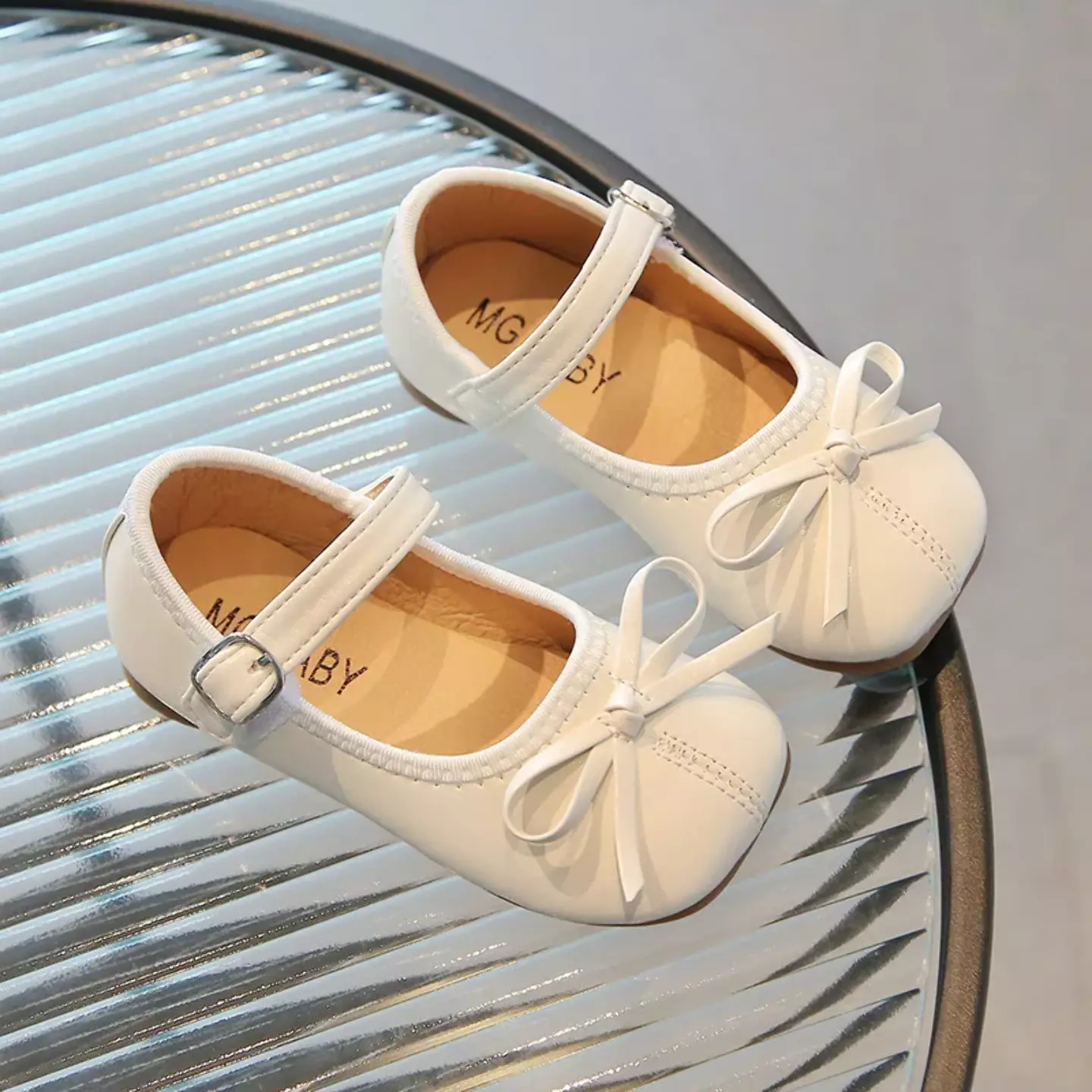 Shoes 10672 (Ivory)