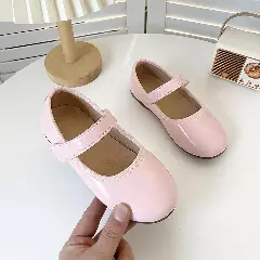 Girls Pink Glossy Patent Single Strap Flats | Lucys 10728