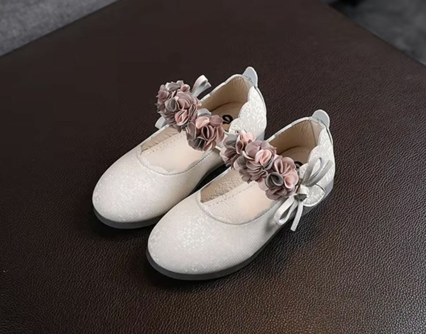 Toddler & Young Girls Ivory Floral Garland Strap Dress Shoes | Lucys 10633