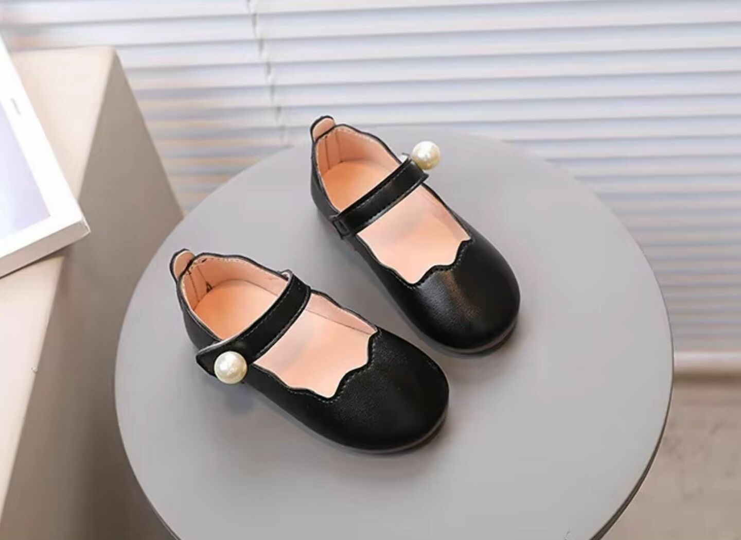 Baby, Toddler & Young Girls Black Wave Edge Single Pearl Strap Dress Shoes | Lucys 11013