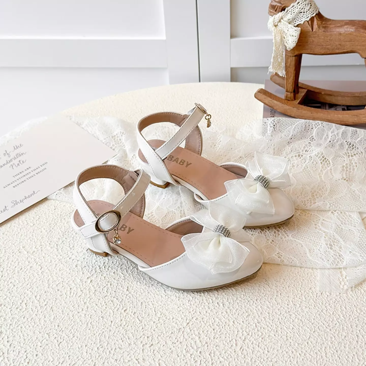 Shoes 11045 (Ivory)