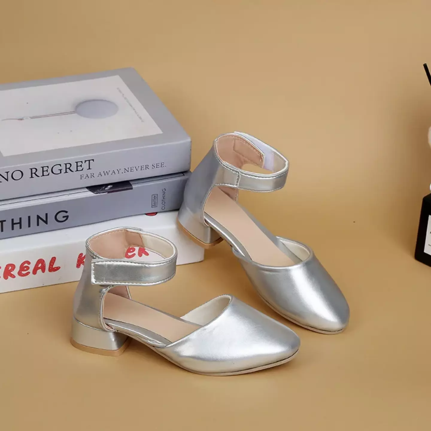 Shoes 11114 (Silver)