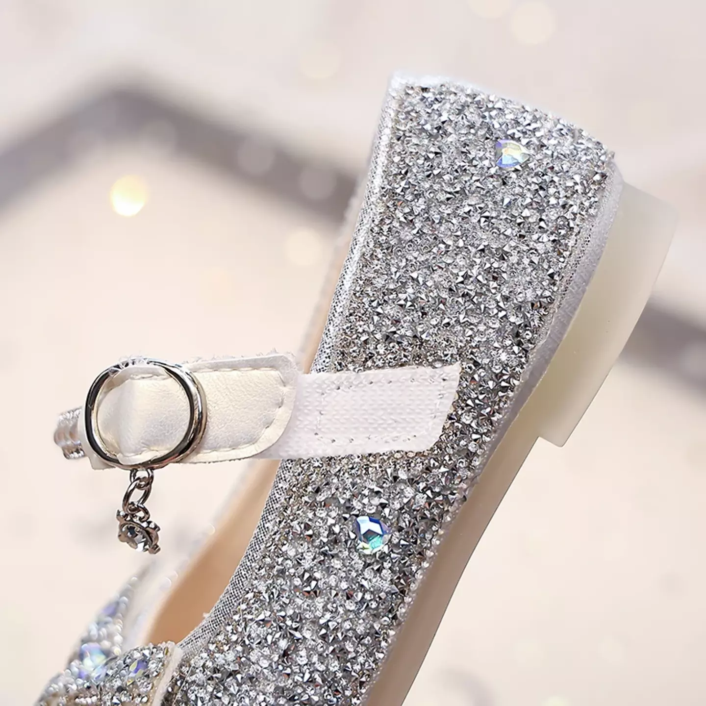 Girls Silver Faceted Bow Mary Jane Flats | Lucys 11124