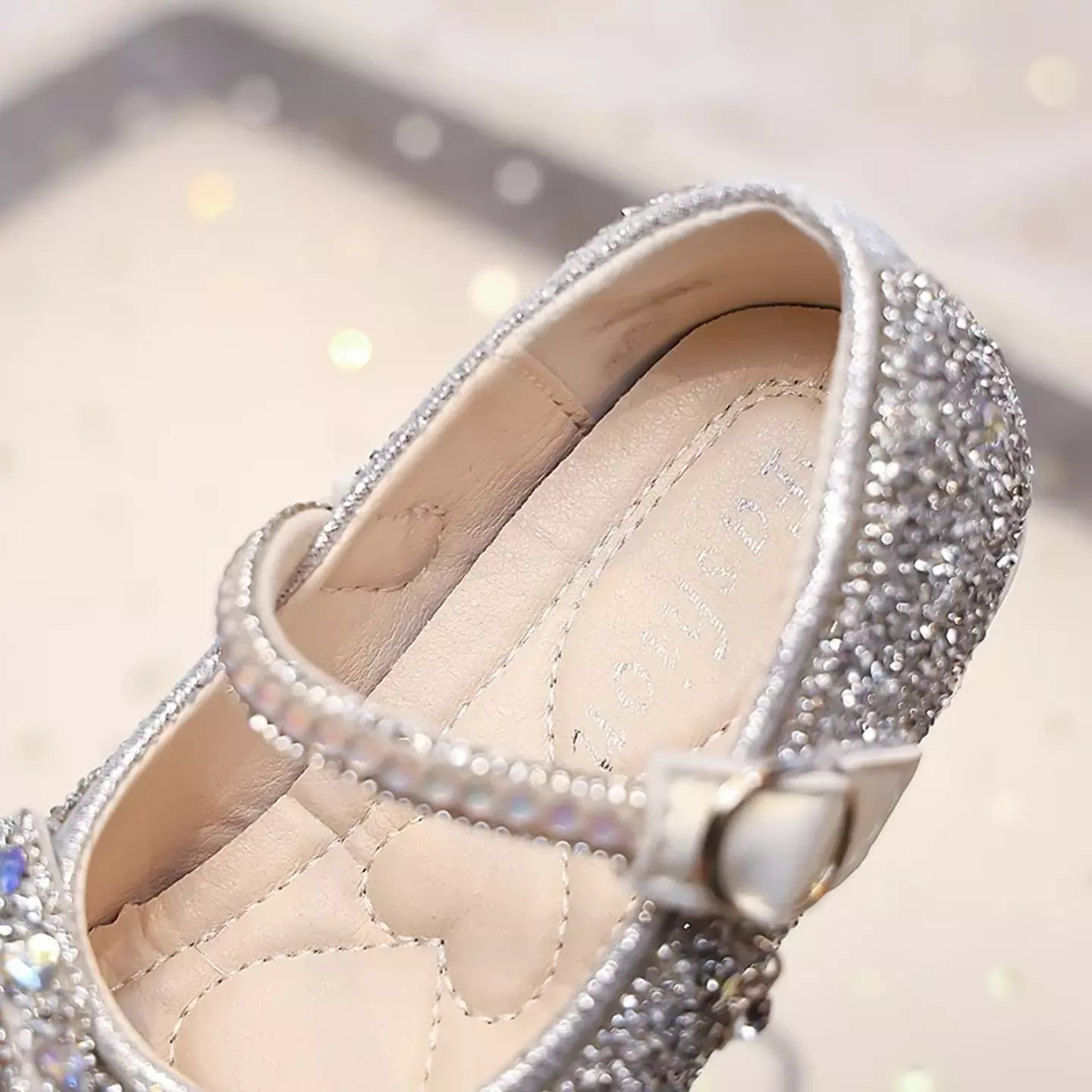Girls Silver Faceted Bow Mary Jane Flats | Lucys 11124