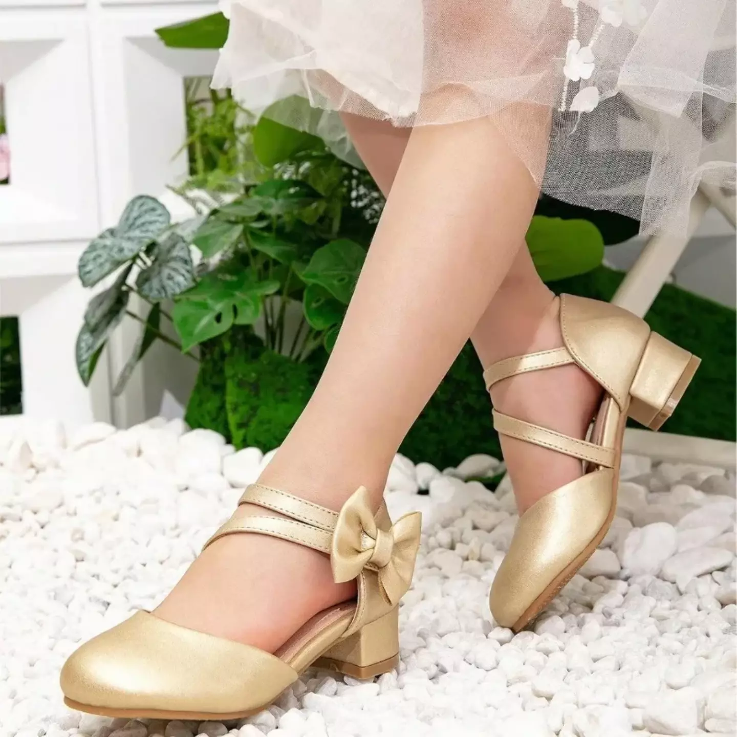 Girls Gold Side Bow Crossover Dress Shoes | Lucys 11152