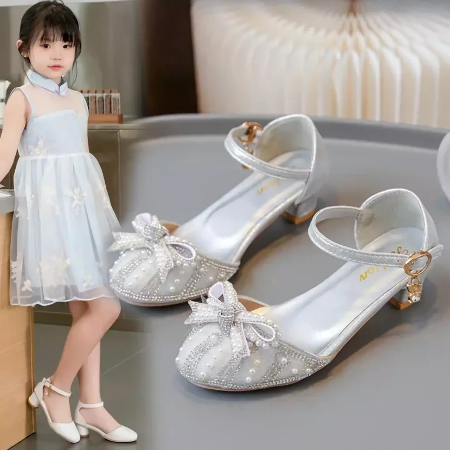 Girls Silver Pearl Arch Bow Block Heel Dress Shoes | Lucys 11232