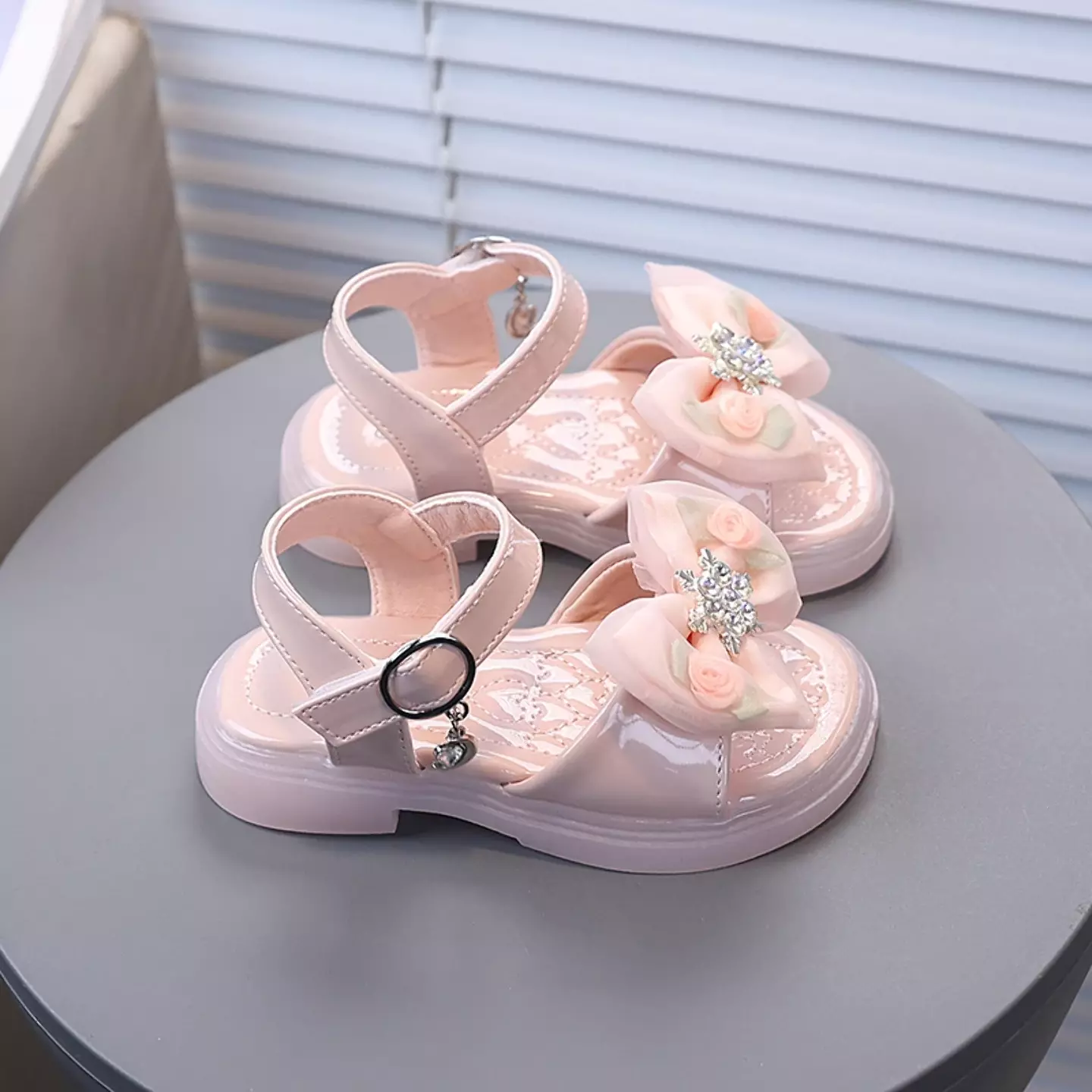 Baby, Toddler & Young Girls Peach Pink Star Centre Bow Sandals | Lucys 11303