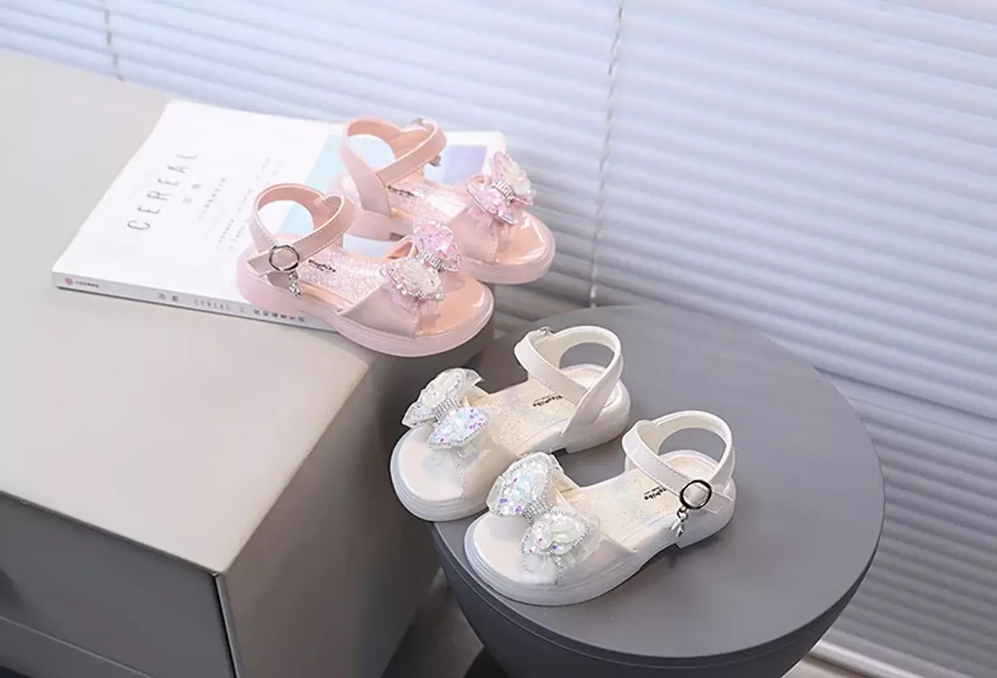 Baby, Toddler & Young Girls Peach Pink Heart Confetti Bow Ankle Ring Sandals | Lucys 11304