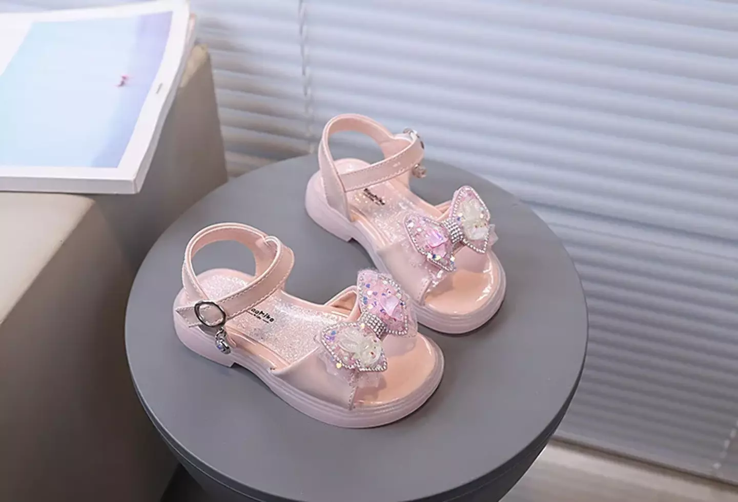 Baby, Toddler & Young Girls Peach Pink Heart Confetti Bow Ankle Ring Sandals | Lucys 11304