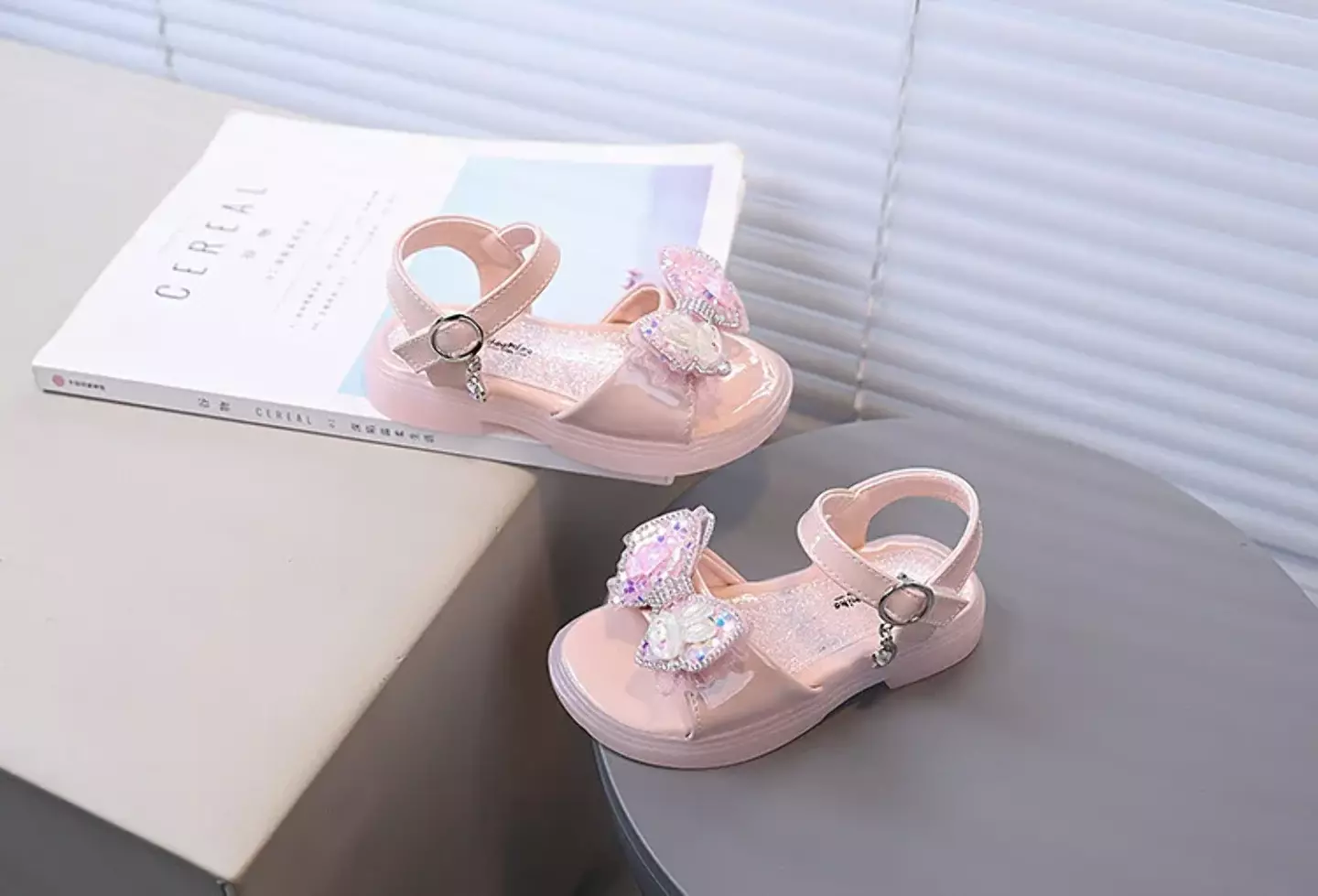 Baby, Toddler & Young Girls Peach Pink Heart Confetti Bow Ankle Ring Sandals | Lucys 11304