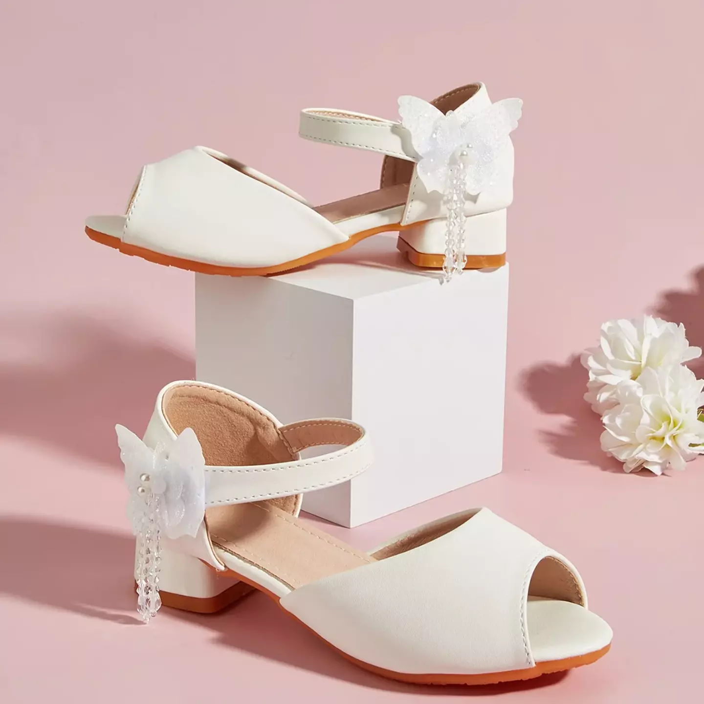 Young Girls & Girls White Twin Bead Butterfly Sandals | Lucys 11324