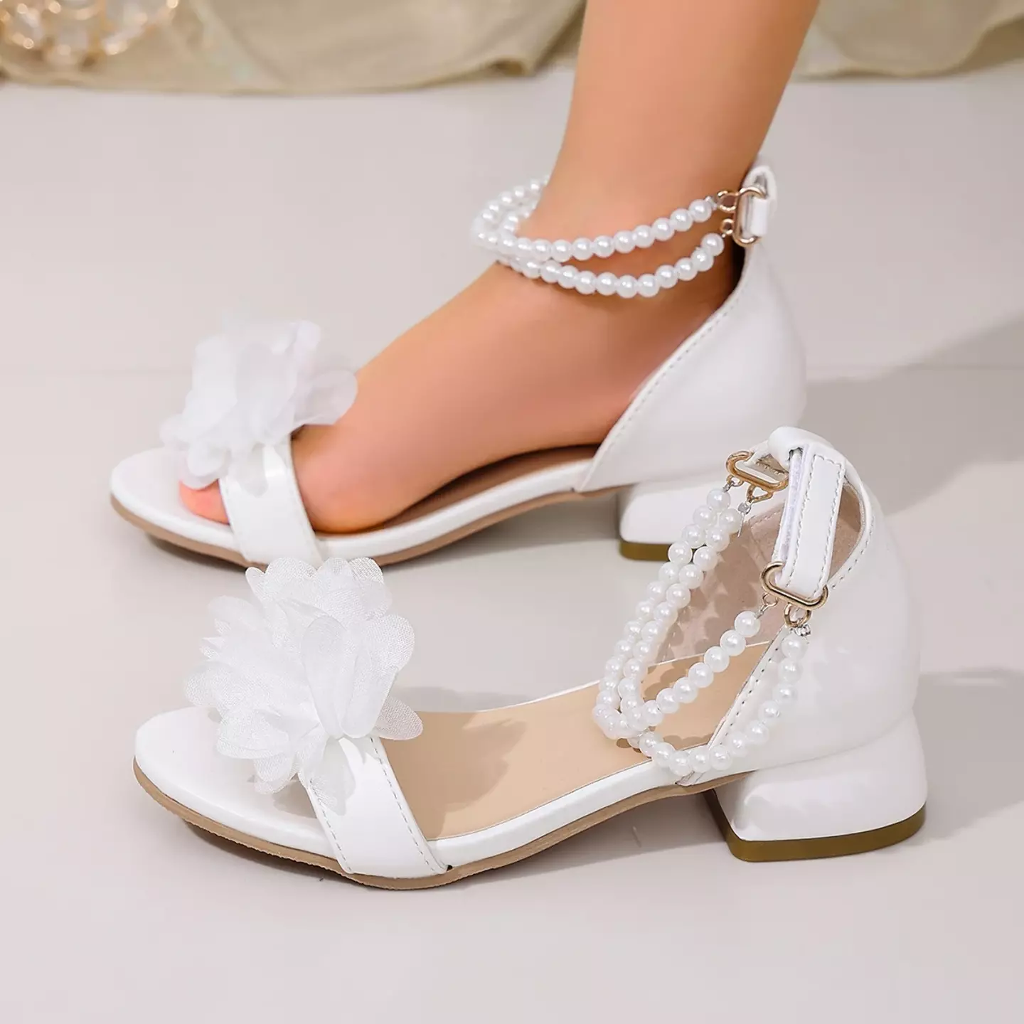 Young Girls & Girls White Flower Pearl Strap Block Heel Sandals | Lucys 11386