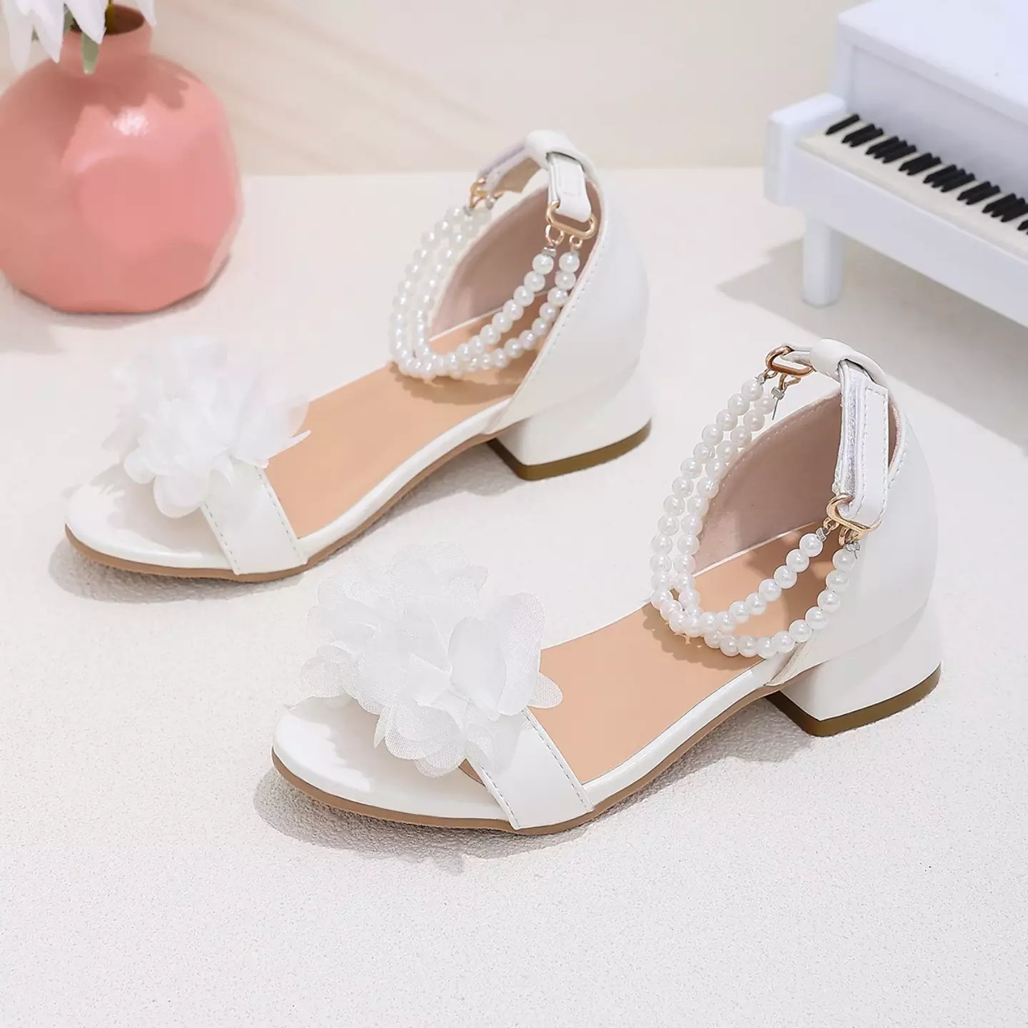 Young Girls & Girls White Flower Pearl Strap Block Heel Sandals | Lucys 11386