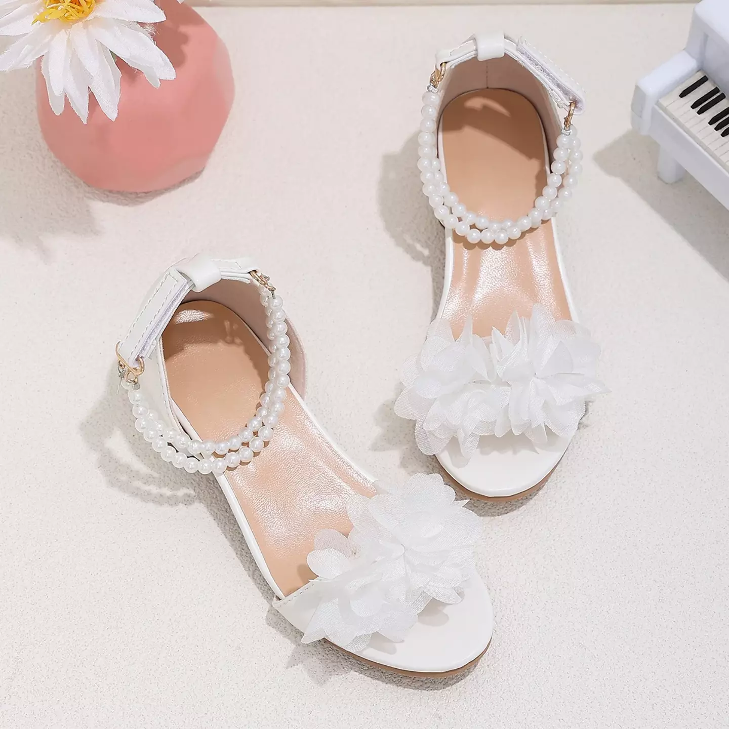 Young Girls & Girls White Flower Pearl Strap Block Heel Sandals | Lucys 11386