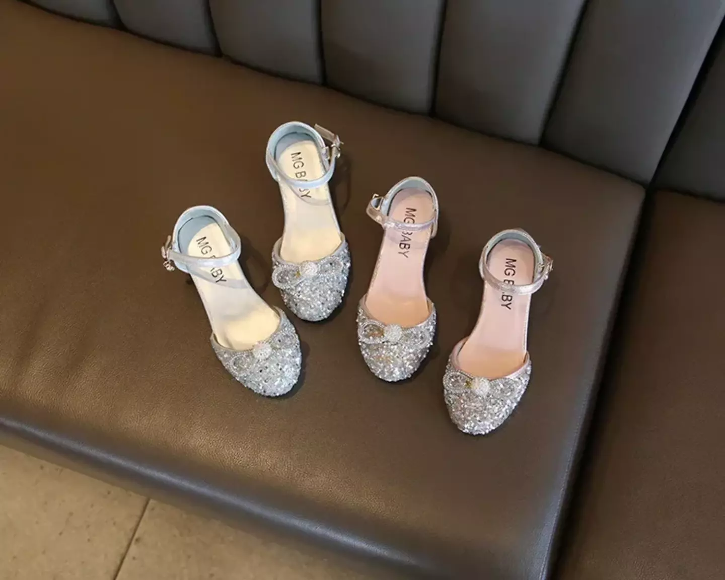 Young Girls & Girls Silver Crystal Rimmed Toe Cap Bow Dress Shoes | Lucys 11465