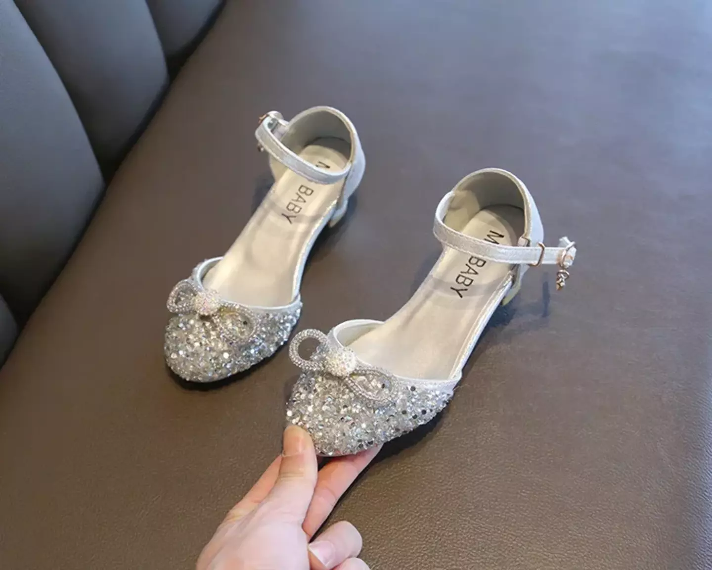 Young Girls & Girls Silver Crystal Rimmed Toe Cap Bow Dress Shoes | Lucys 11465