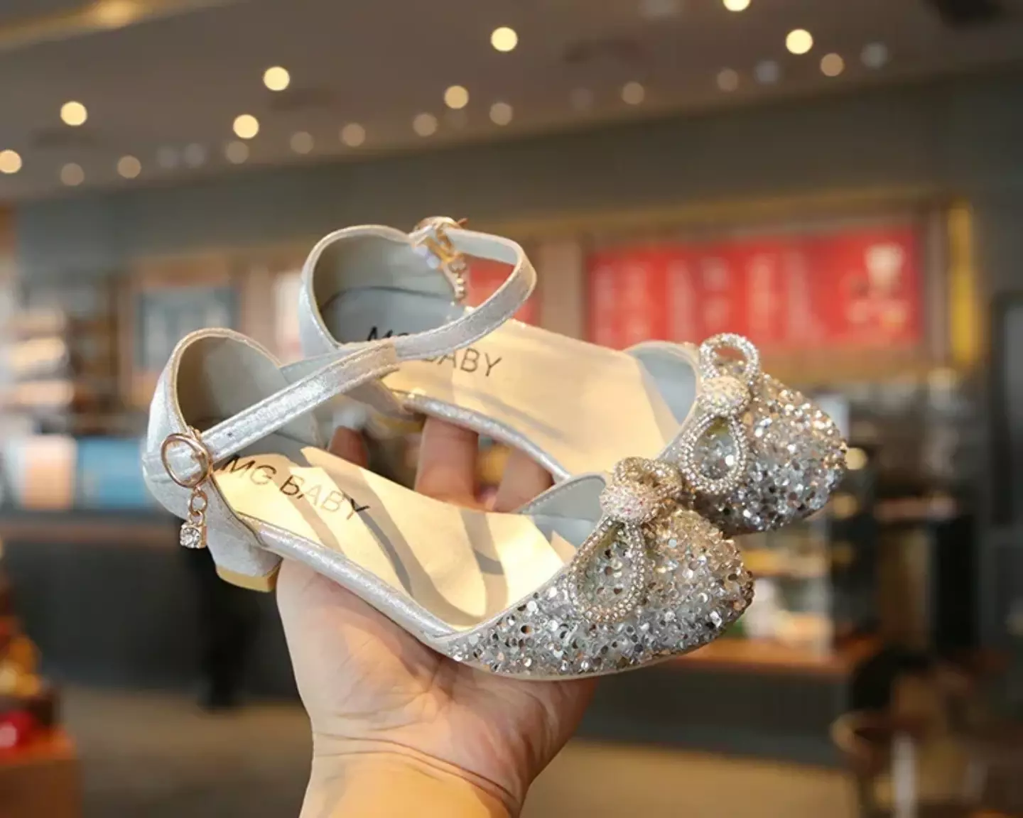 Young Girls & Girls Silver Crystal Rimmed Toe Cap Bow Dress Shoes | Lucys 11465