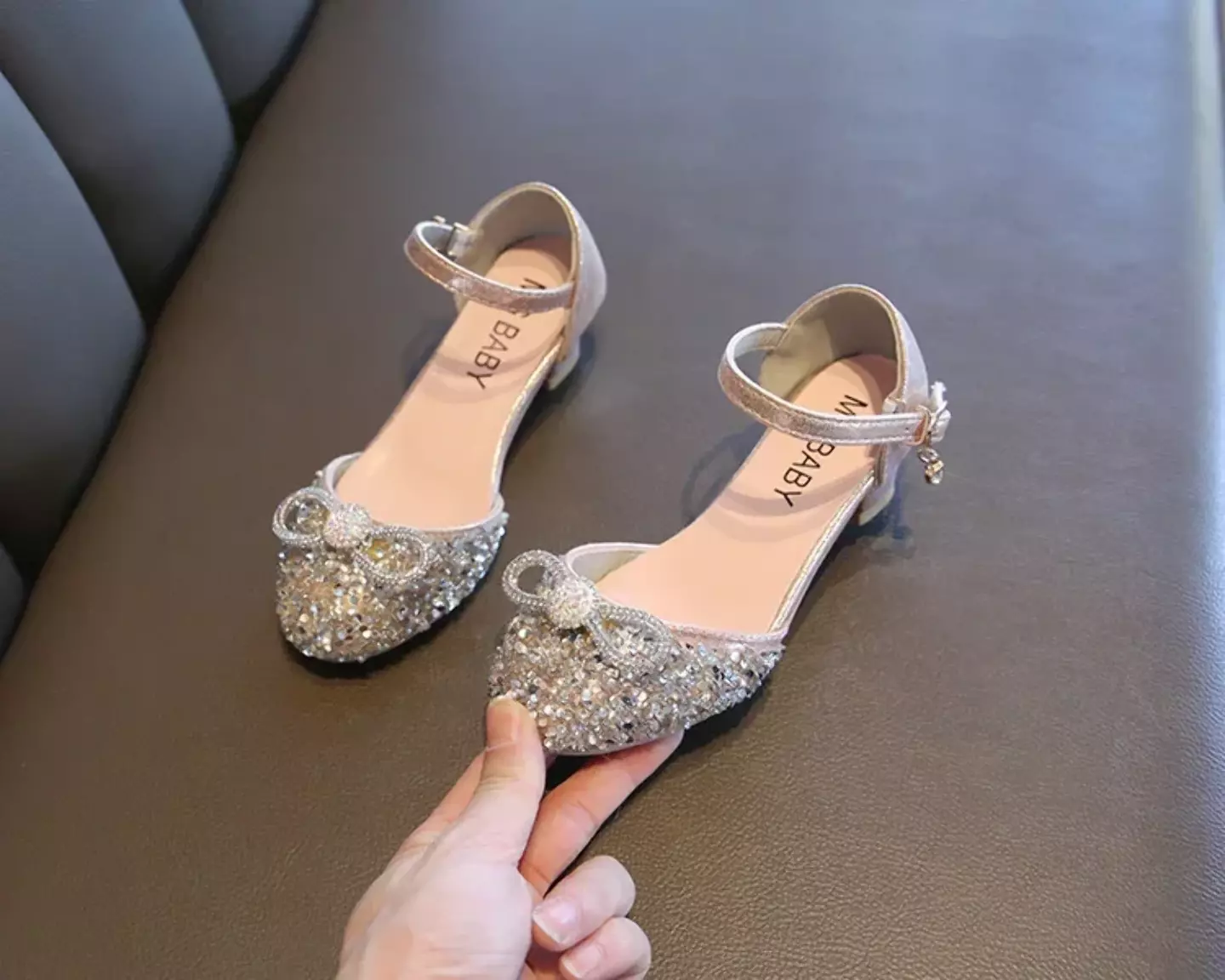 Young Girls & Girls Pink Crystal Rimmed Toe Cap Bow Dress Shoes | Lucys 11464