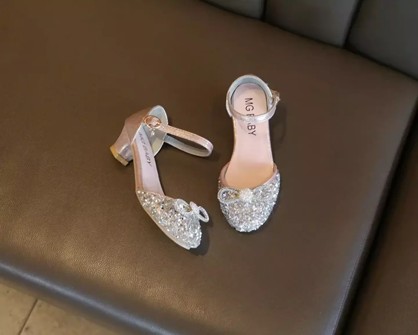 Young Girls & Girls Pink Crystal Rimmed Toe Cap Bow Dress Shoes | Lucys 11464