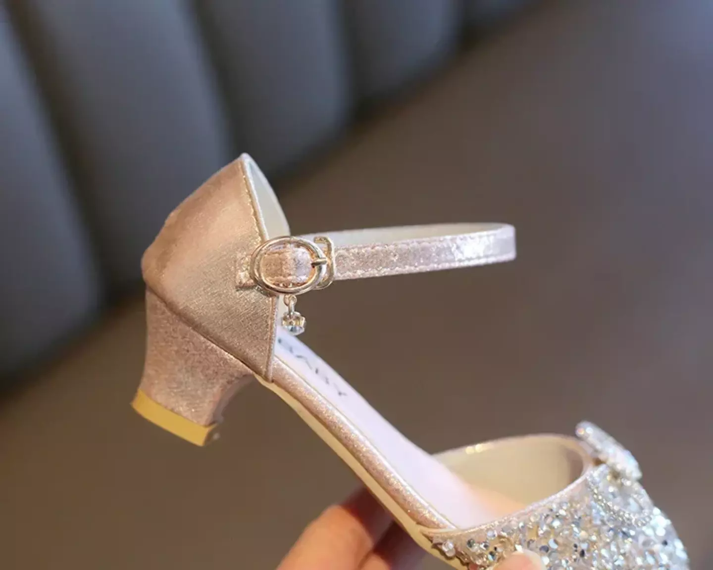 Young Girls & Girls Pink Crystal Rimmed Toe Cap Bow Dress Shoes | Lucys 11464