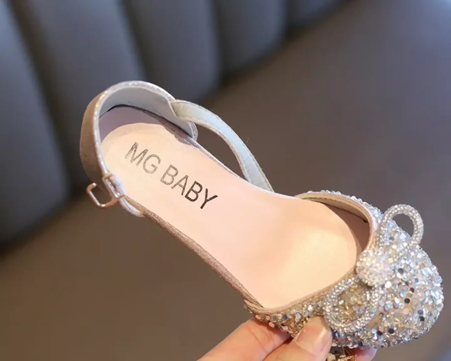 Young Girls & Girls Pink Crystal Rimmed Toe Cap Bow Dress Shoes | Lucys 11464