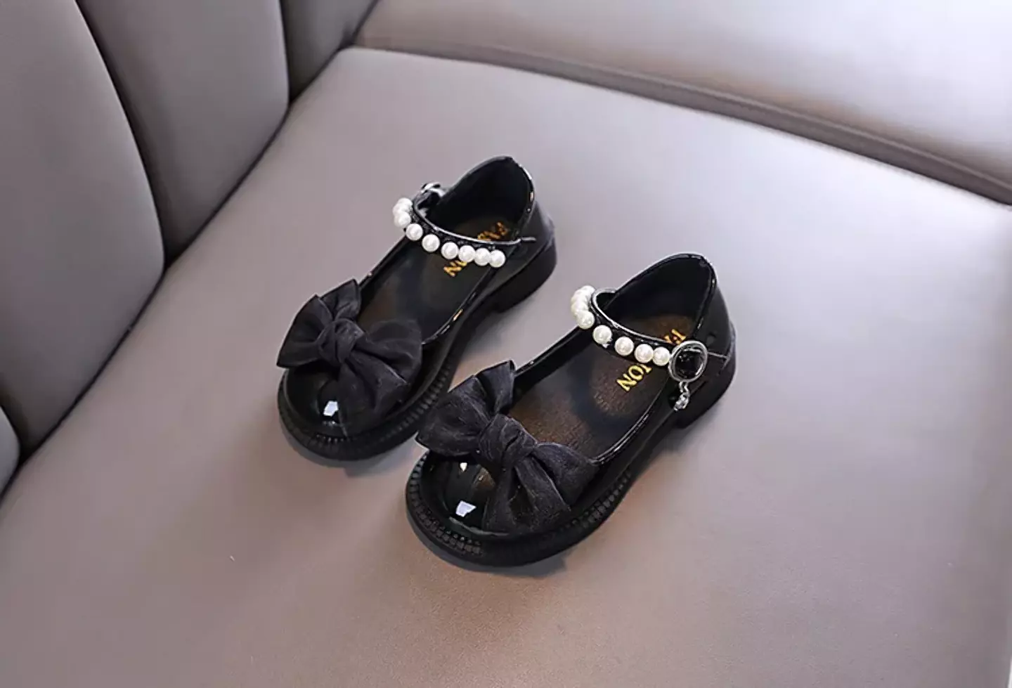 Toddler, Young Girls & Girls Black Knotted Bow Pearl Strap Block Heel Shoes | Lucys 11473