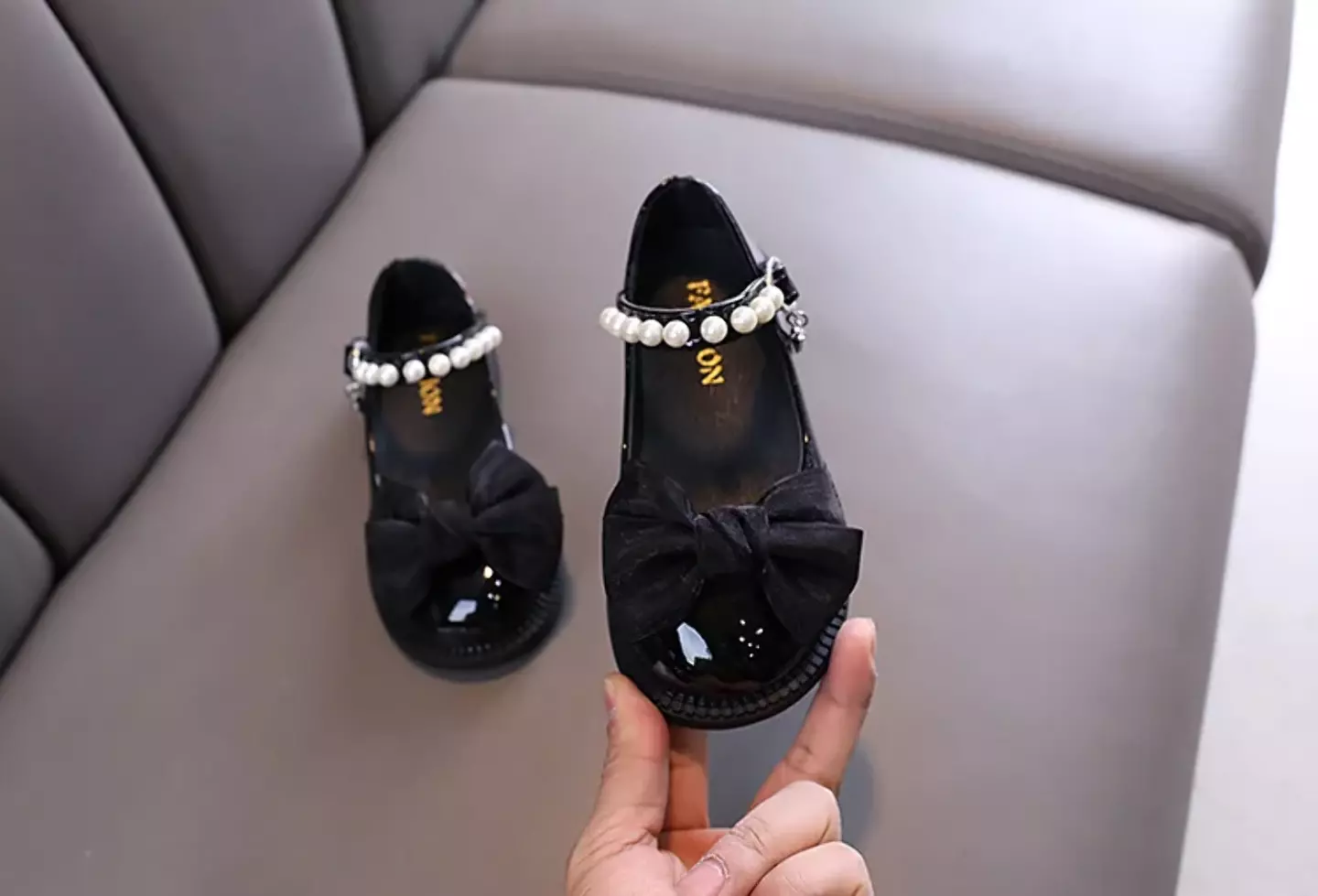 Toddler, Young Girls & Girls Black Knotted Bow Pearl Strap Block Heel Shoes | Lucys 11473