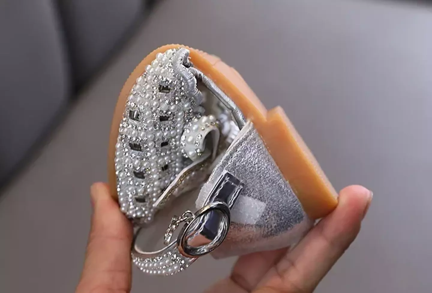 Toddler, Young Girls & Girls Silver Openwork Pearl Bow Ankle Strap Shoes | Lucys 11497
