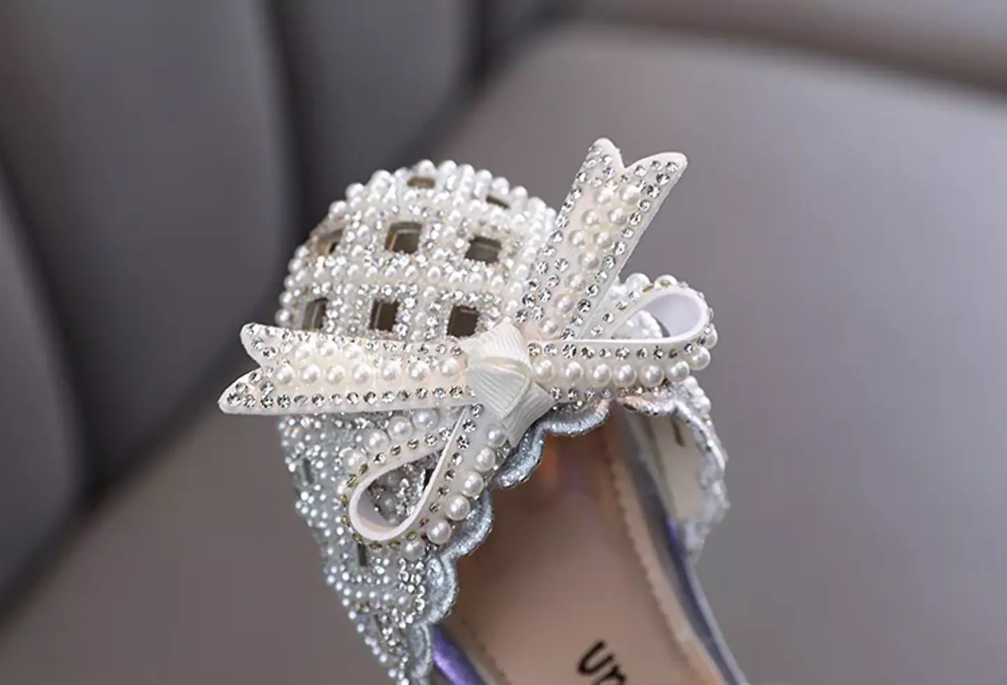 Toddler, Young Girls & Girls Silver Openwork Pearl Bow Ankle Strap Shoes | Lucys 11497