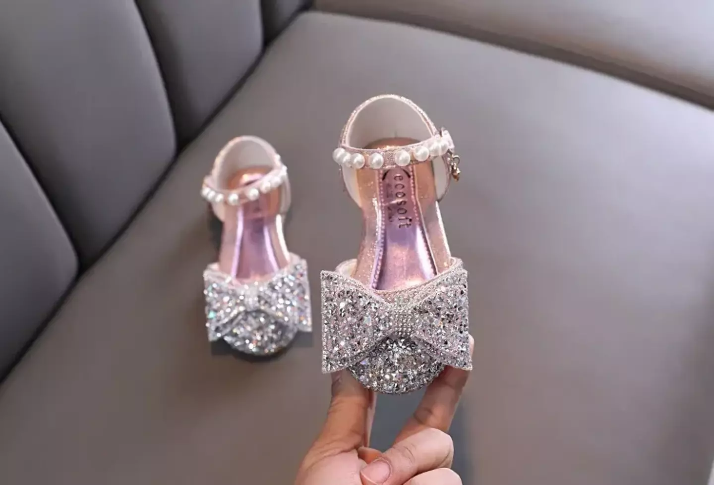Toddler, Young Girls & Girls Ivory Pearl Rail Glitter Bow Dress Shoes | Lucys 11508