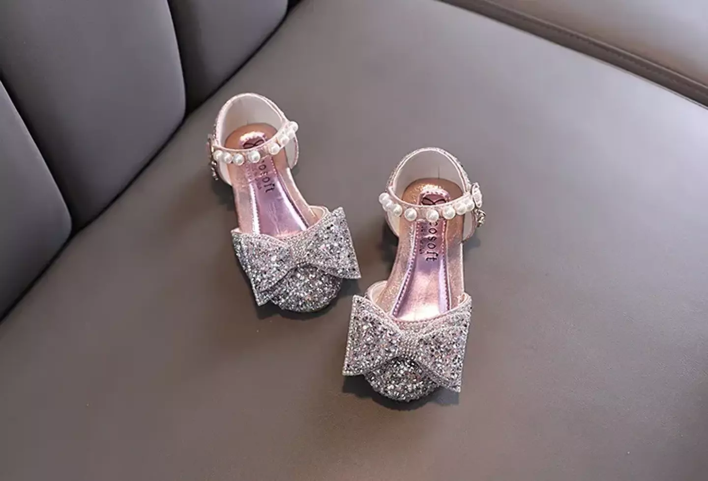 Toddler, Young Girls & Girls Silver Pearl Rail Glitter Bow Dress Shoes | Lucys 11510