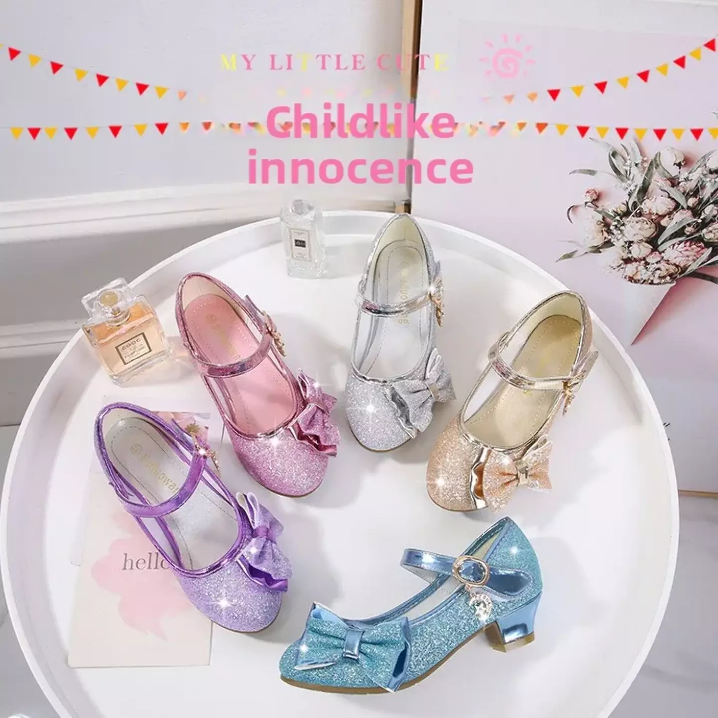Young Girls & Girls Gold Halo Trim Glitter Block Heel Mary Janes | Lucys 11530