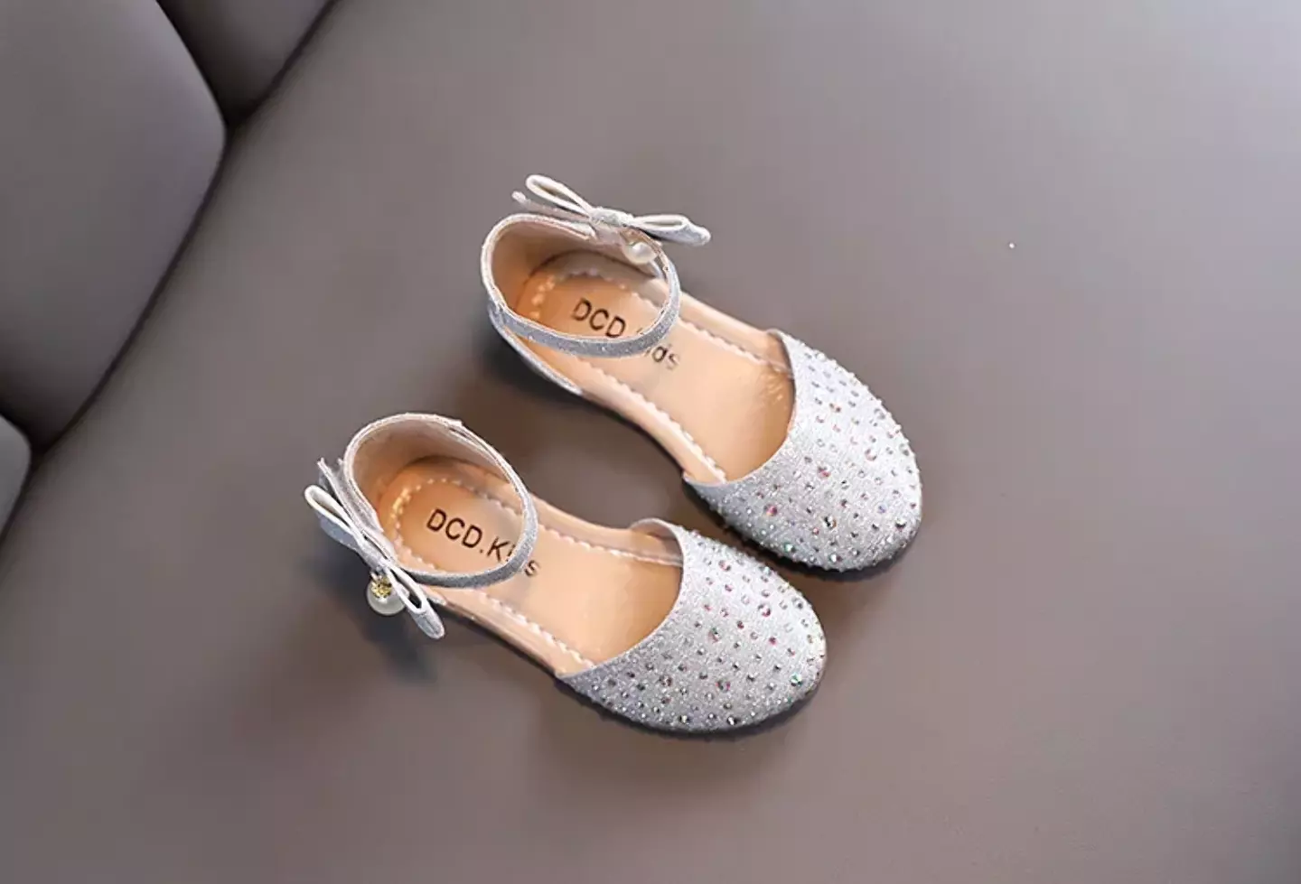 Toddler, Young Girls & Girls Grey Glitter Pearl Bow Dress Shoes | Lucys 11589