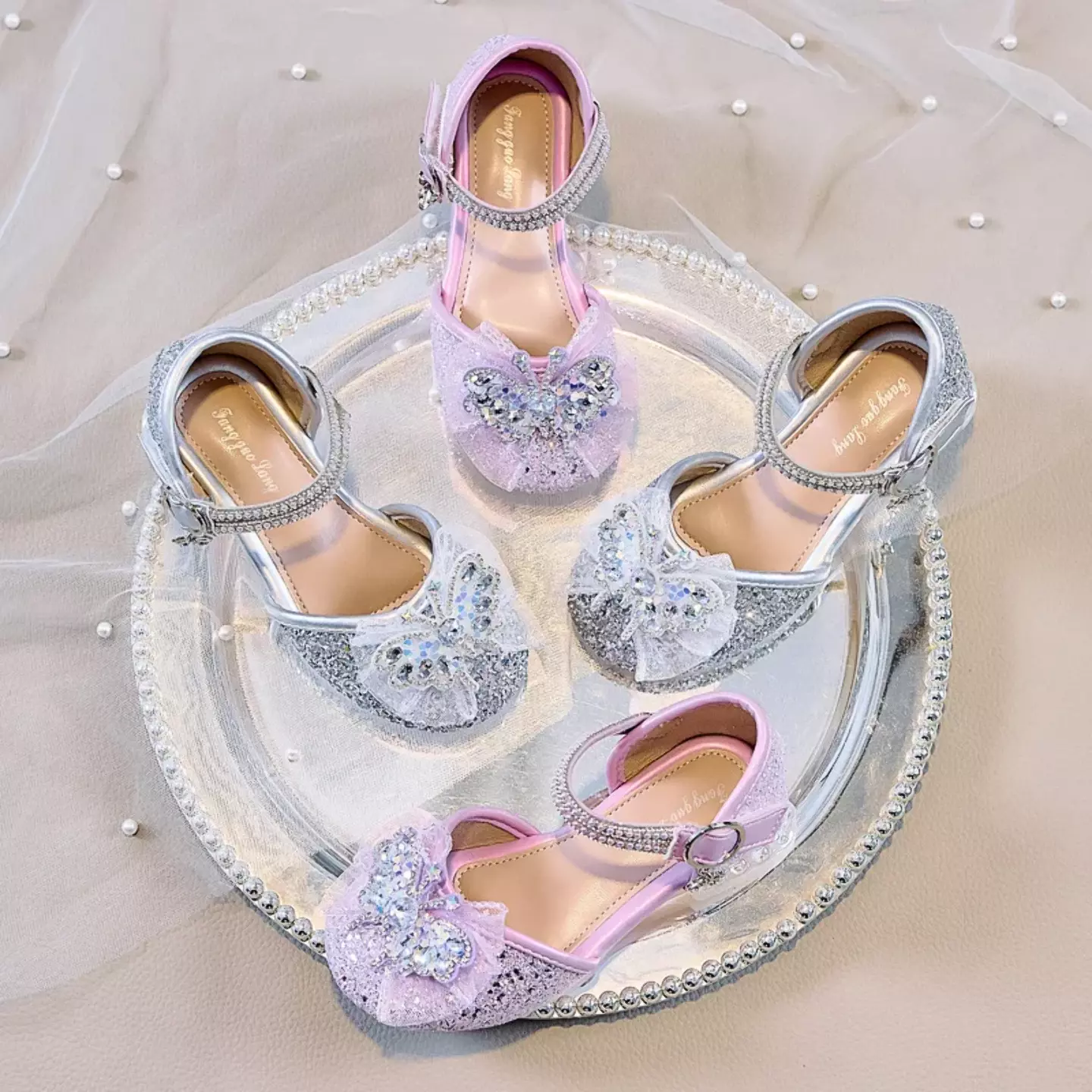 Young Girls & Girls Lavender Gossamer Plume Bow Dress Shoes | Lucys 11664