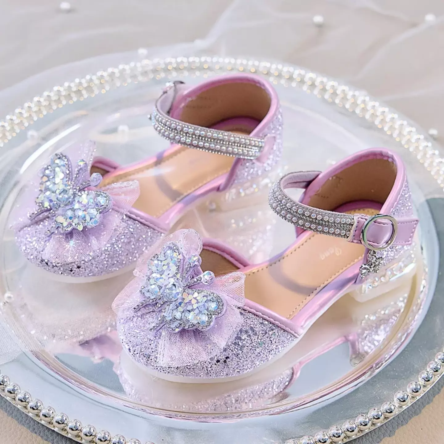 Young Girls & Girls Lavender Gossamer Plume Bow Dress Shoes | Lucys 11664