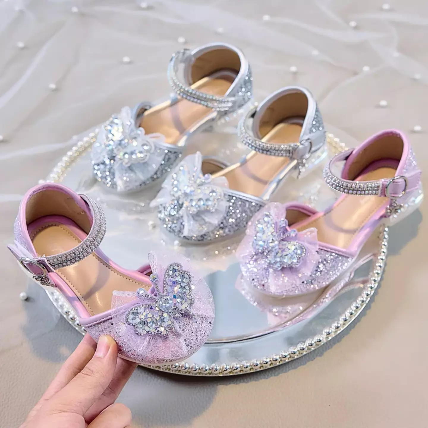 Young Girls & Girls Lavender Gossamer Plume Bow Dress Shoes | Lucys 11664