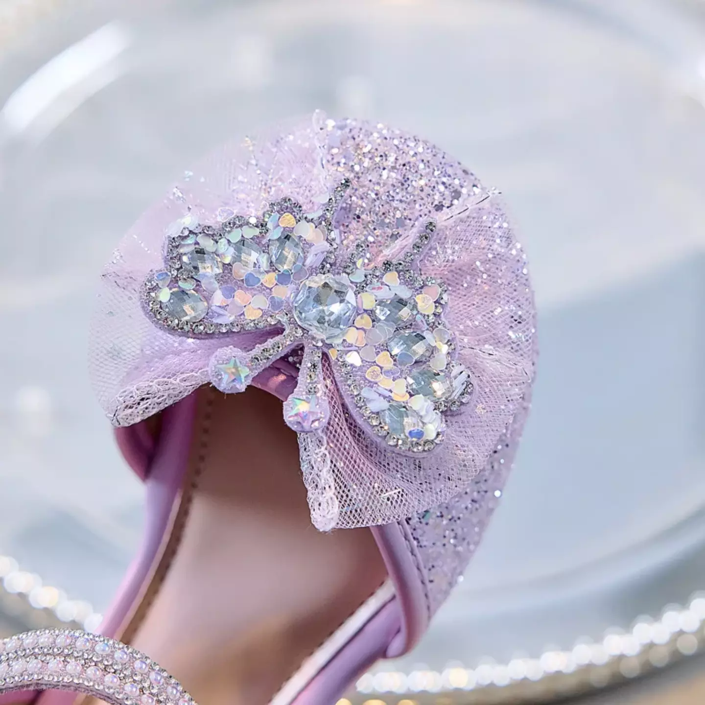 Young Girls & Girls Lavender Gossamer Plume Bow Dress Shoes | Lucys 11664