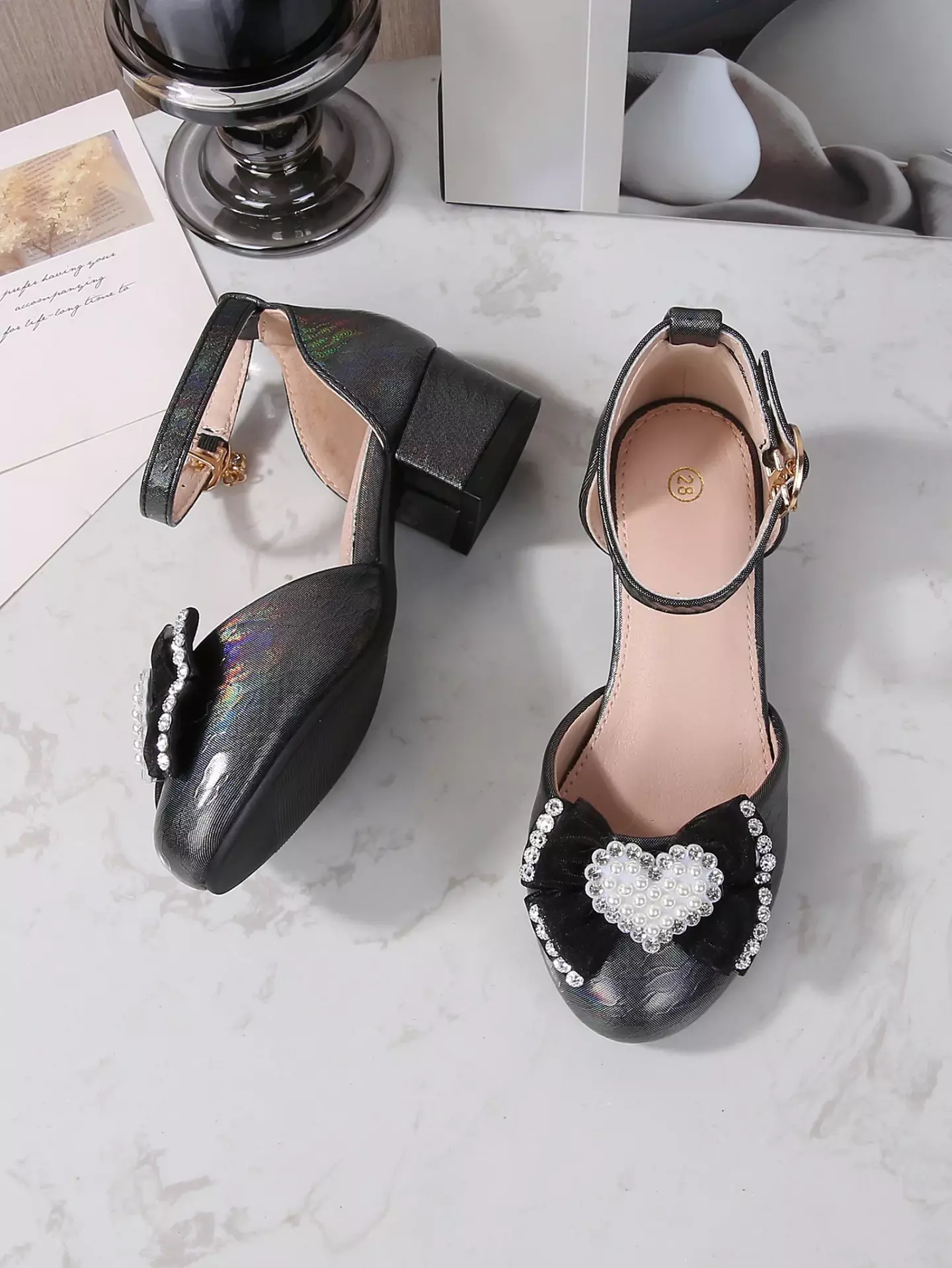 Young Girls & Girls Black Glaze Ripple Pearl Heart Dress Shoes | Lucys 11698