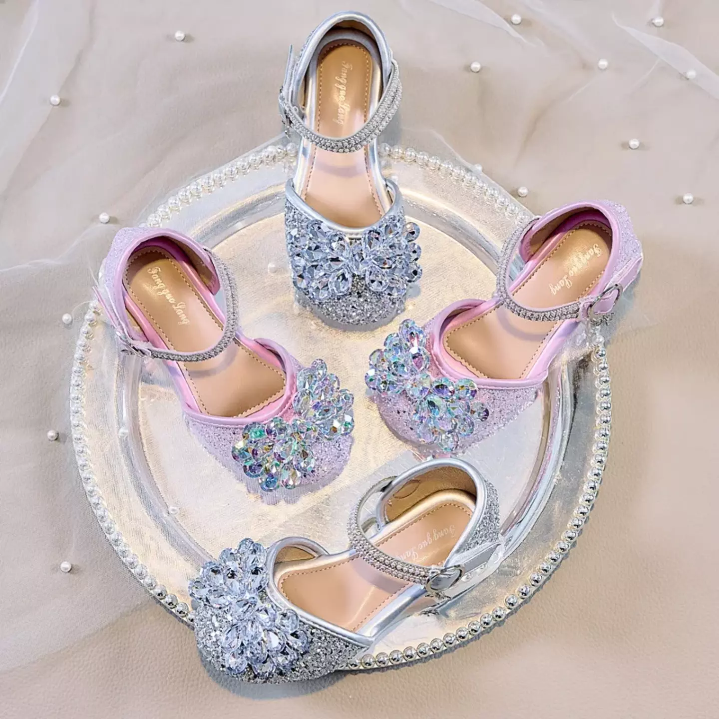 Young Girls & Girls Lavender Faceted Flower Glitter Dress Shoes | Lucys 11776