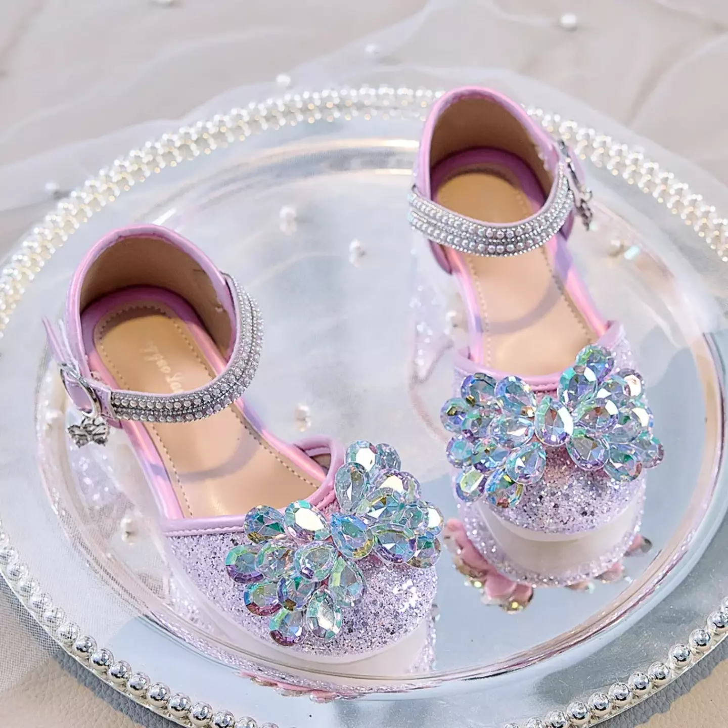 Young Girls & Girls Lavender Faceted Flower Glitter Dress Shoes | Lucys 11776